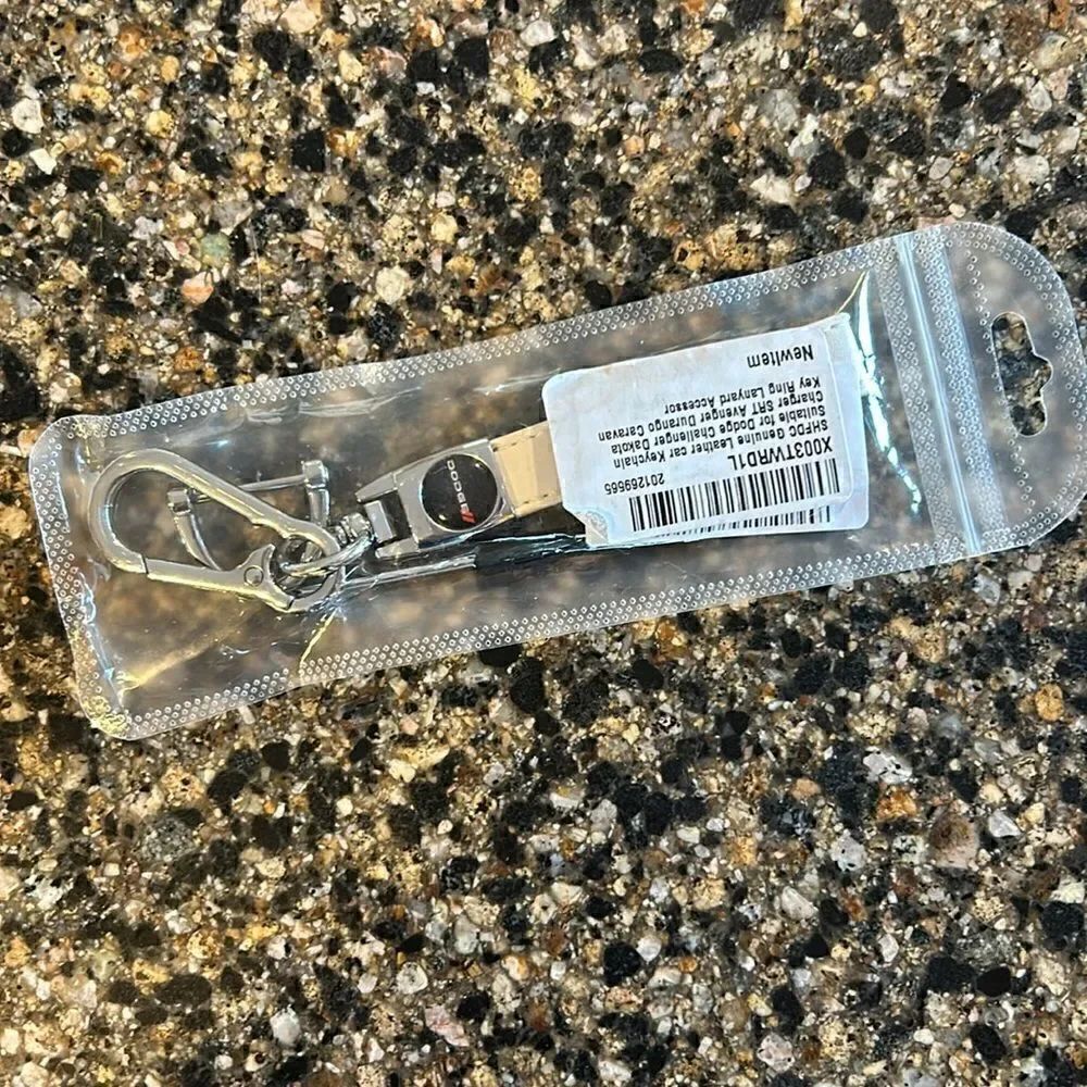 NEW Dodge Keychain - Picture 5 of 5